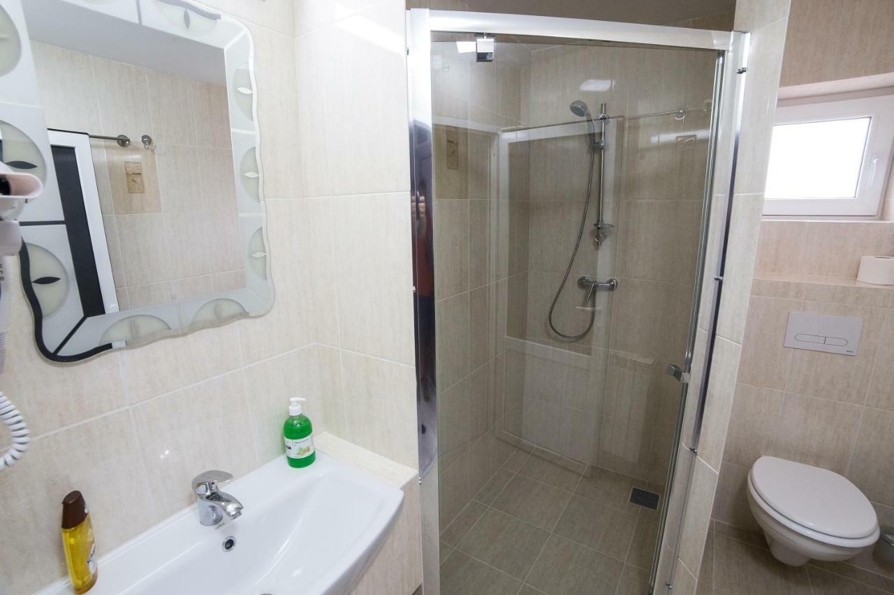 Casa Burduhos Hotel Moldvahosszúmező Kültér fotó
