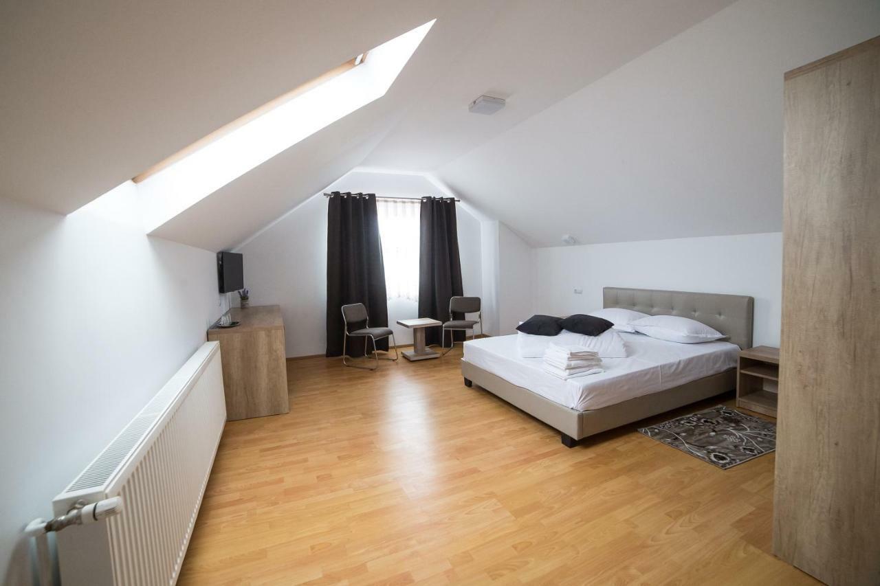 Casa Burduhos Hotel Moldvahosszúmező Kültér fotó