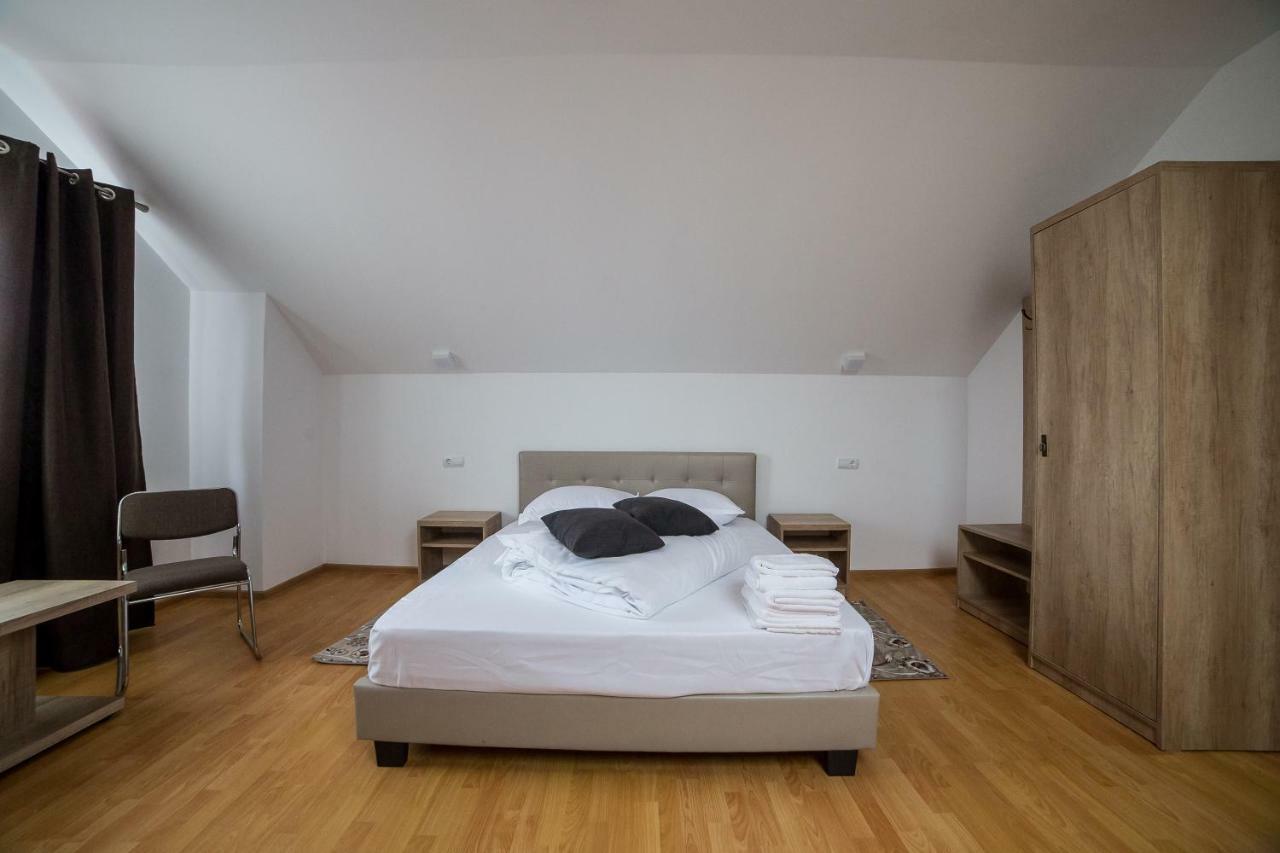 Casa Burduhos Hotel Moldvahosszúmező Kültér fotó