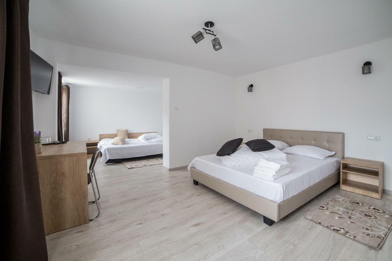 Casa Burduhos Hotel Moldvahosszúmező Kültér fotó